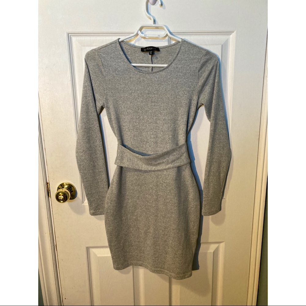 Dynamite Bodycon Long Sleeve Dress with Tie (XS)